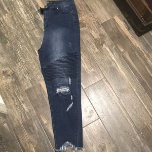 Moto Denim Jeans!! So fashionable!